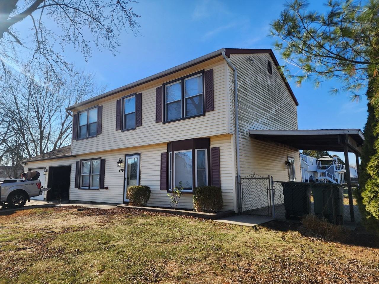 419 Debra Dr - Photo 2 of 28