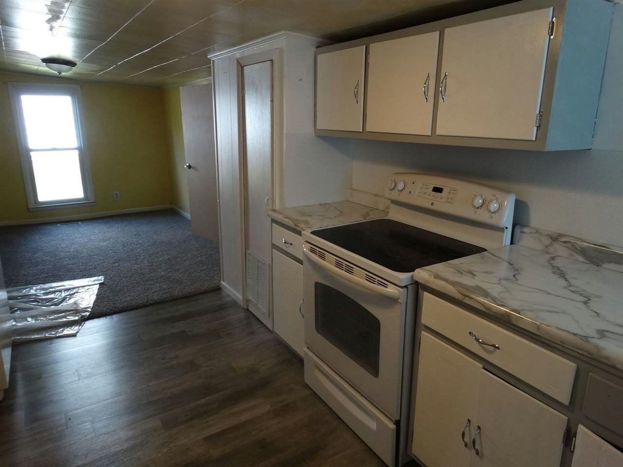 3407 Washington Avenue - Photo 7 of 10