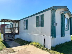 135 Neches Dr - Photo 1 of 1