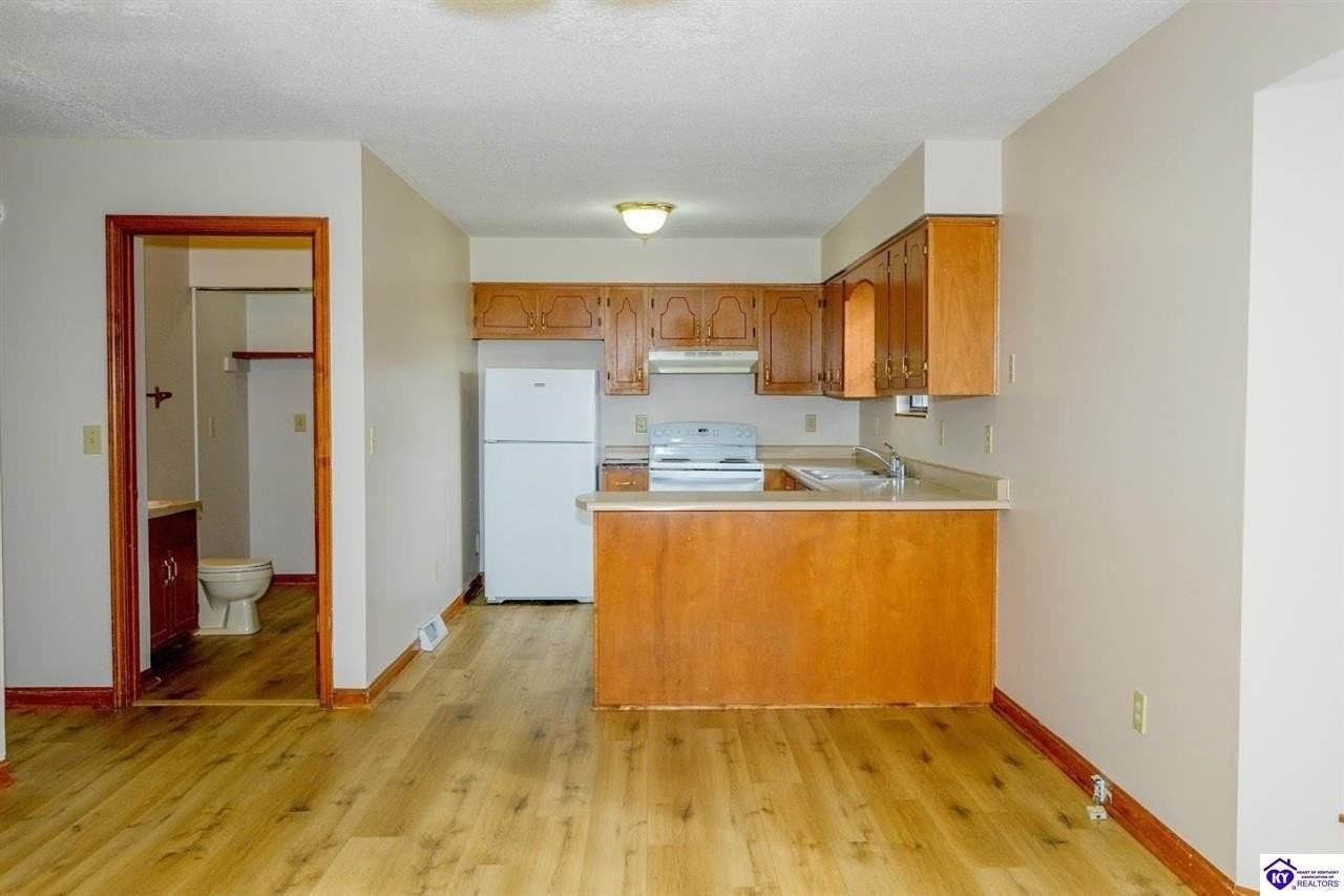 402 Clear Valley Ct - Photo 7 of 19