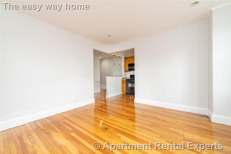 136 Highland Ave #17 - Photo 2 of 7