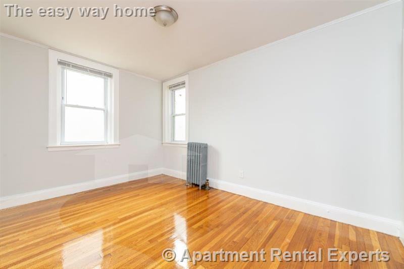 136 Highland Ave #17 - Photo 4 of 7
