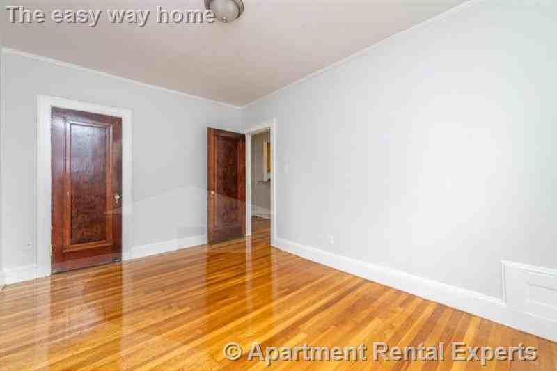 136 Highland Ave #17 - Photo 7 of 7