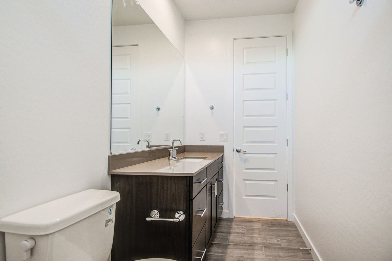3316 S Bridlewood - Photo 3 of 50
