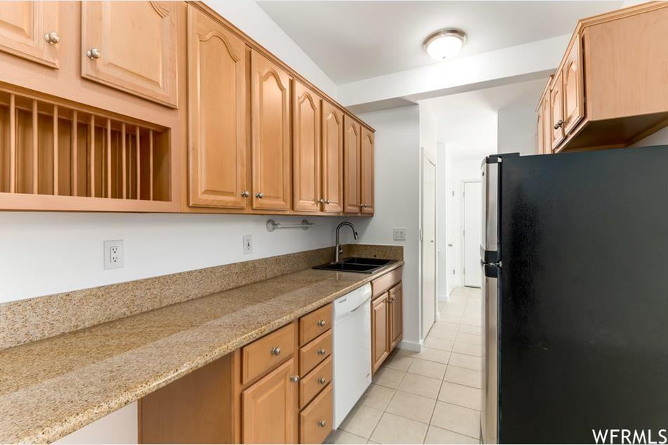 3430 S 2000 E - Photo 2 of 9