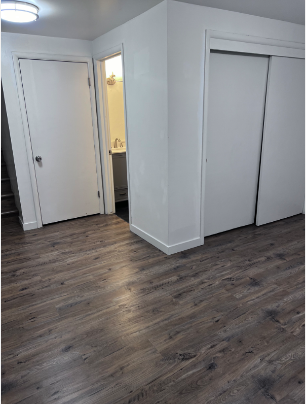 3430 S 2000 E - Photo 7 of 9