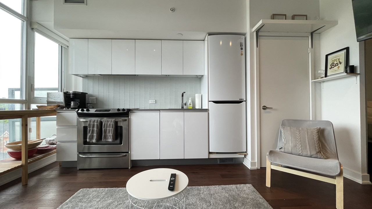 1190 Dundas St E - Photo 2 of 13