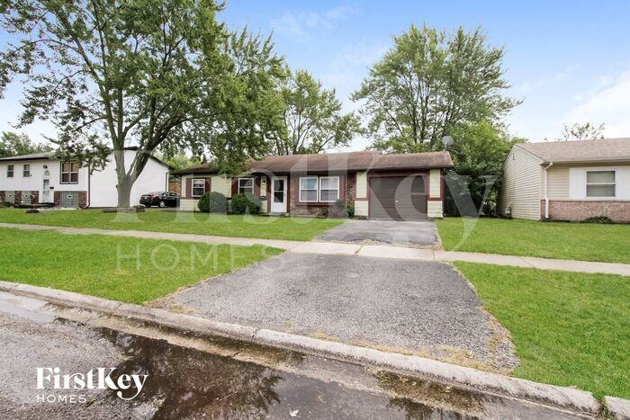 3611 Tamarind Ln - Photo 2 of 15