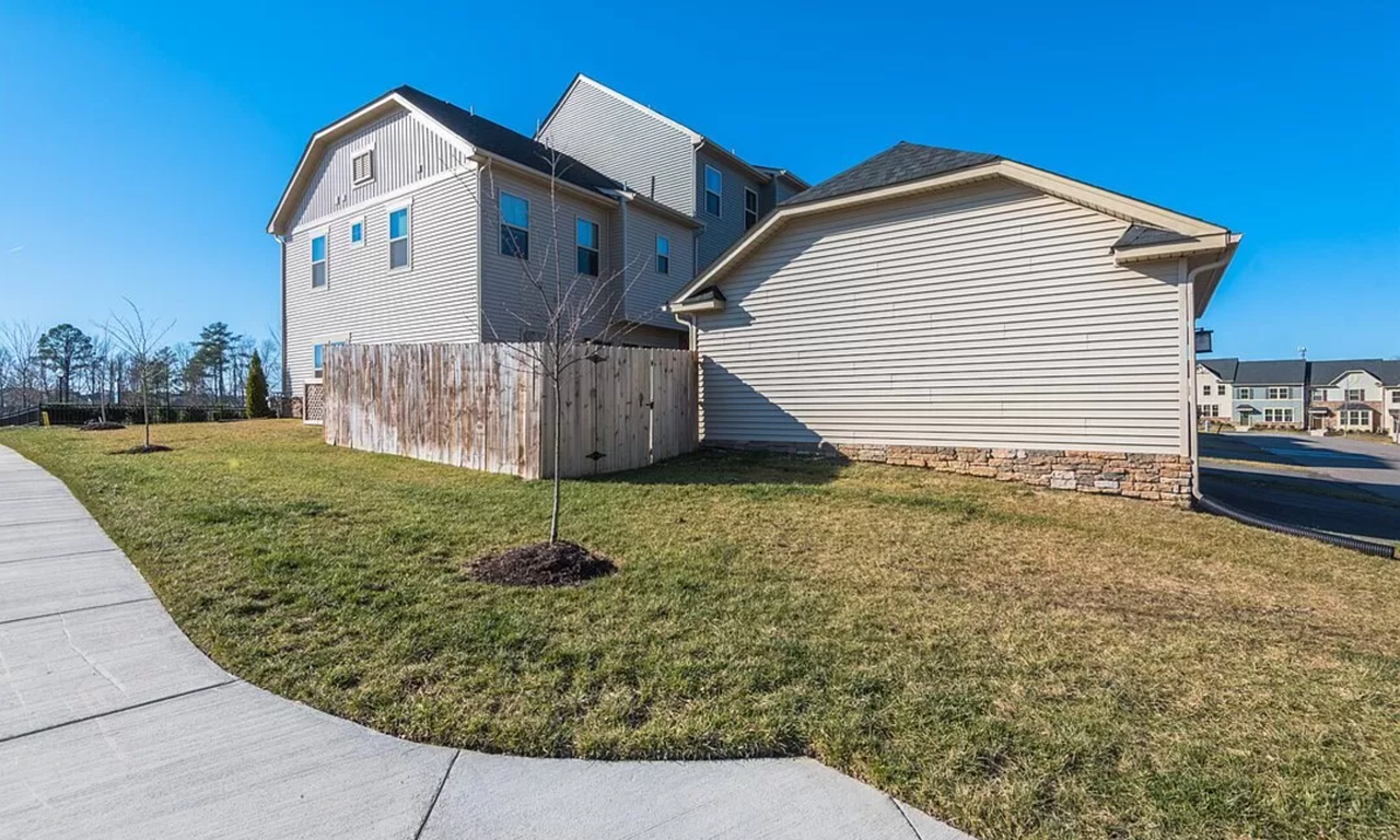 6440 Bilberry Aly #1 - Photo 3 of 24