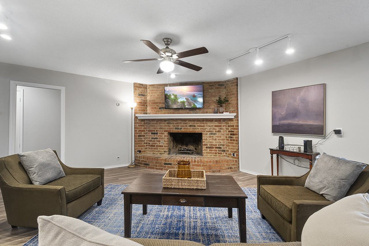 Chaucer St & Normandy Rd #1C - Photo 4 of 12