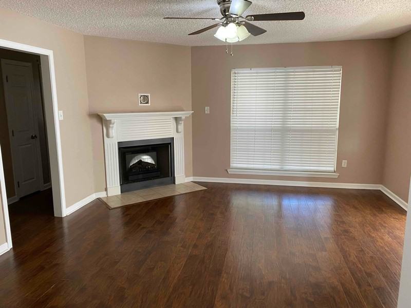 30612 Stephen Dr - Photo 4 of 6