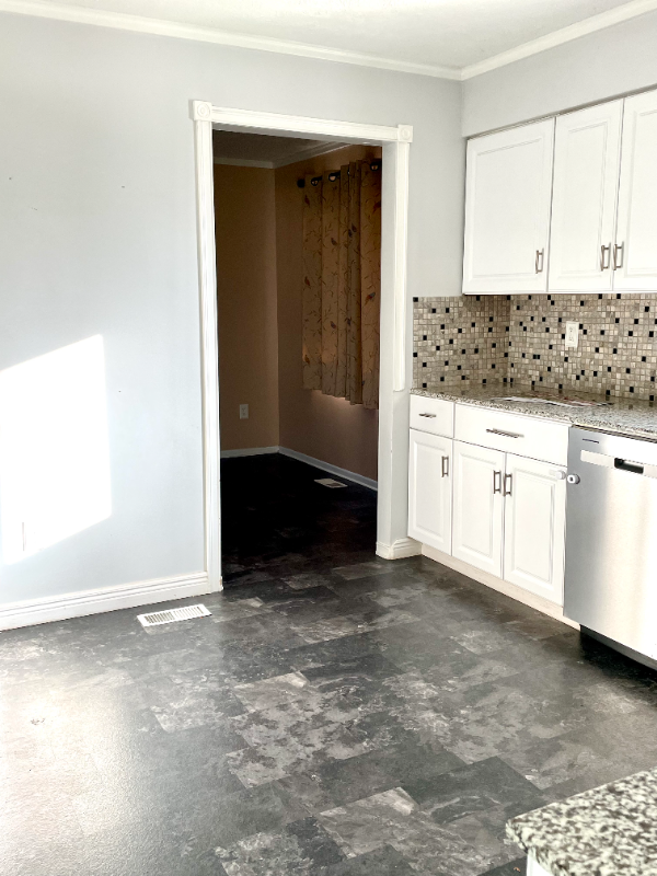 4017 Blueberry Hollow Rd - Photo 4 of 18