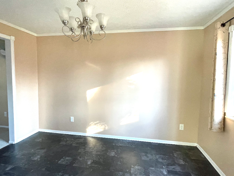 4017 Blueberry Hollow Rd - Photo 5 of 18