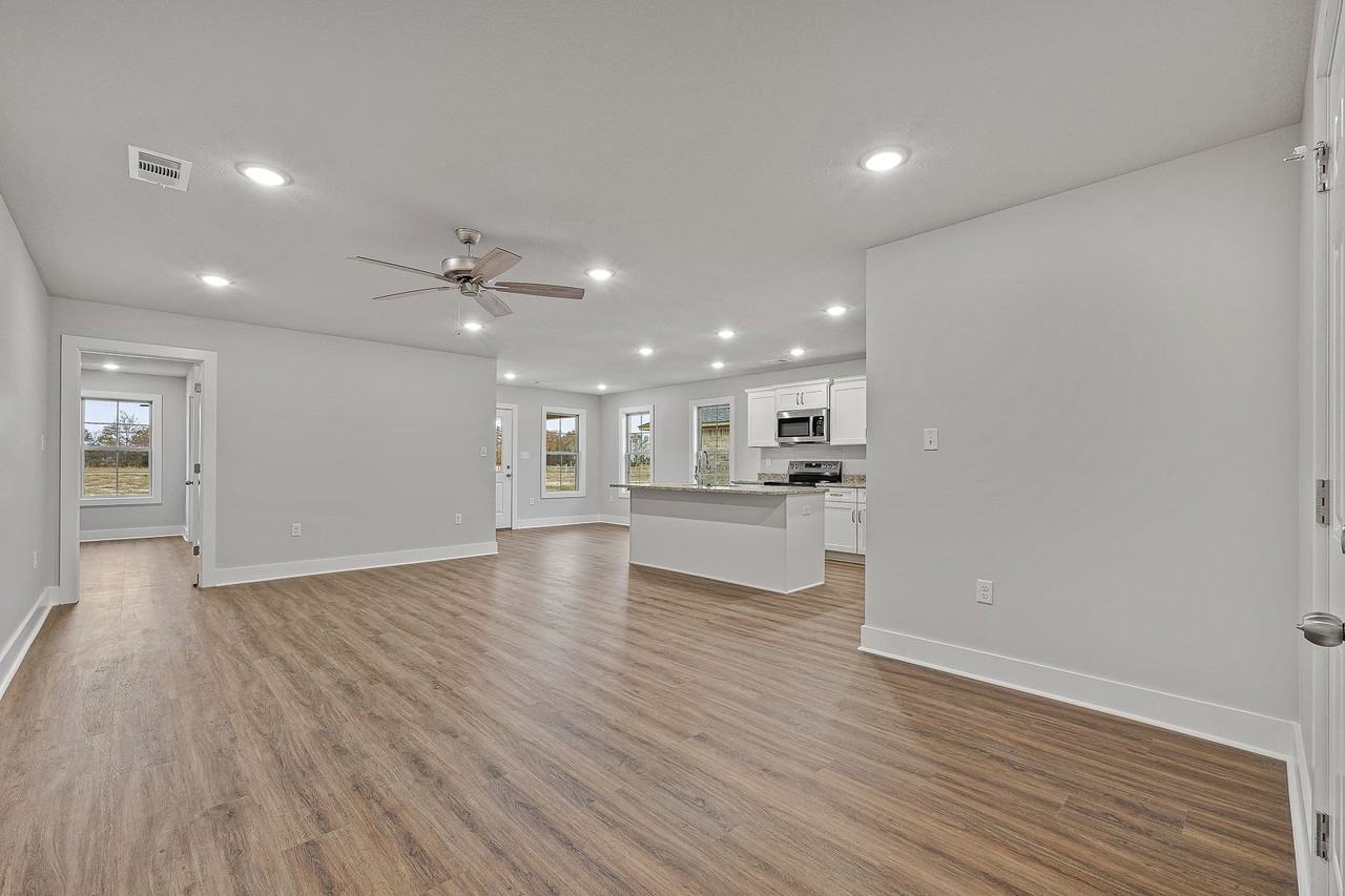 5704 Morgan Dr - Photo 2 of 22