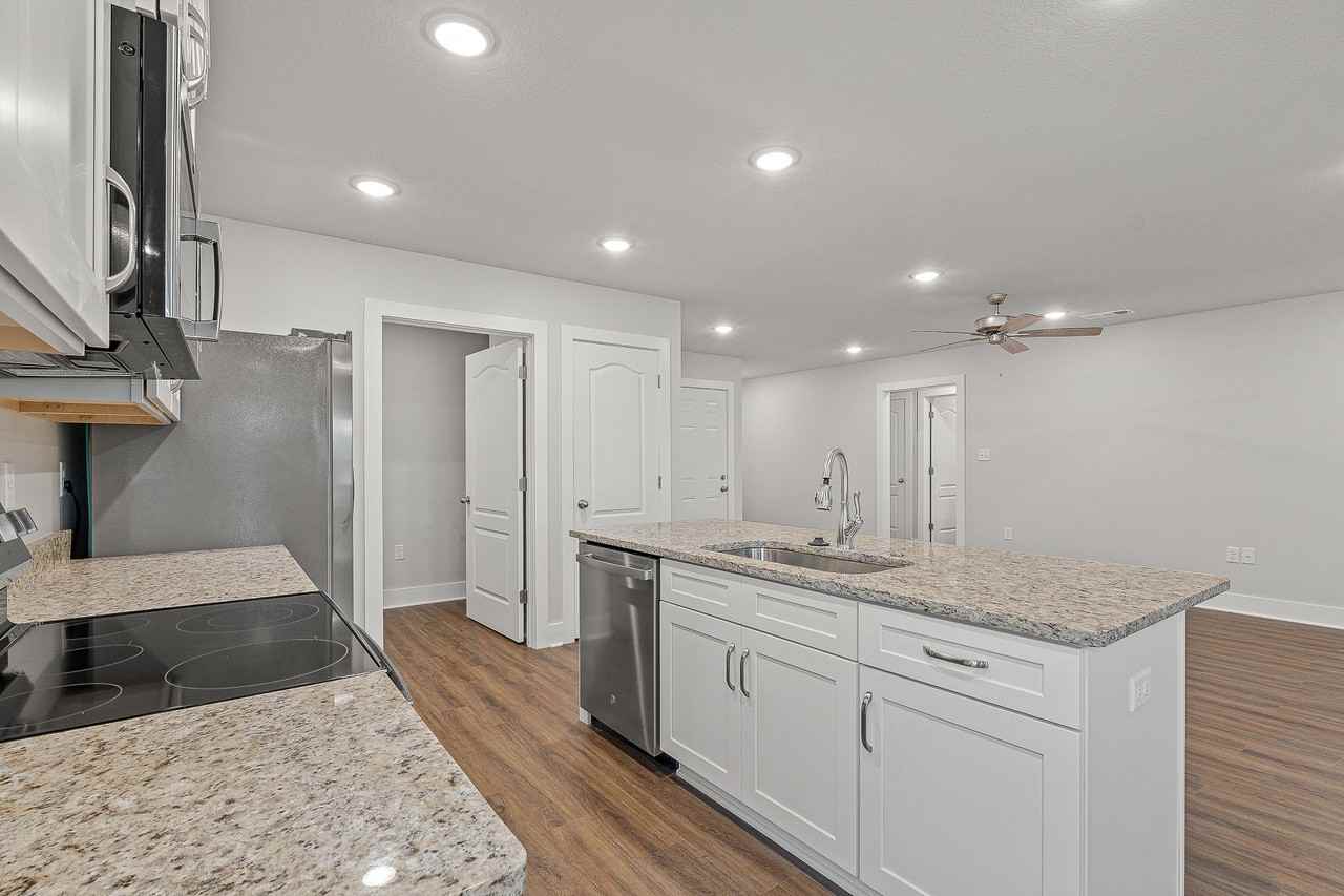 5704 Morgan Dr - Photo 5 of 22