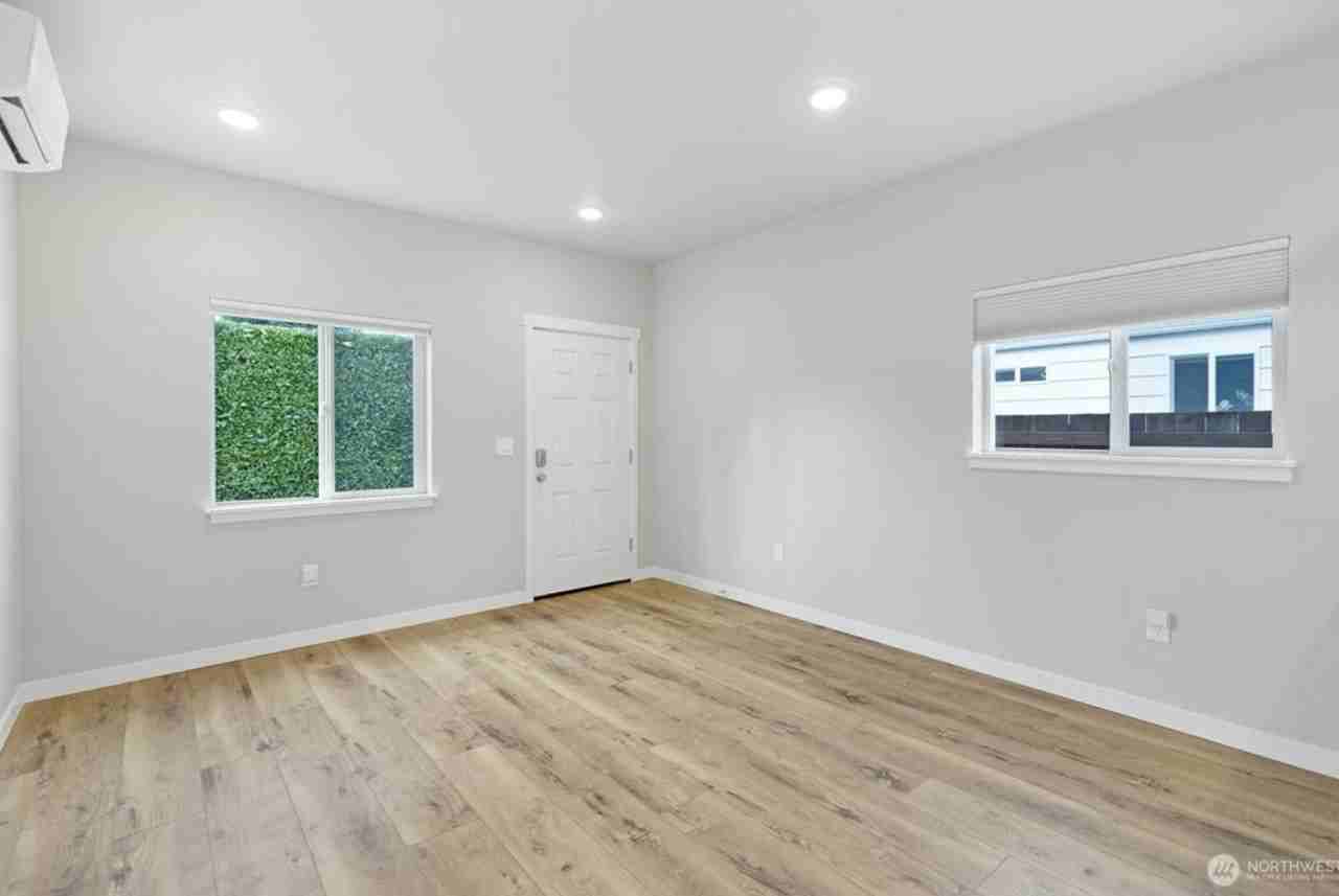 5010 N 31st St #NA - Photo 2 of 10