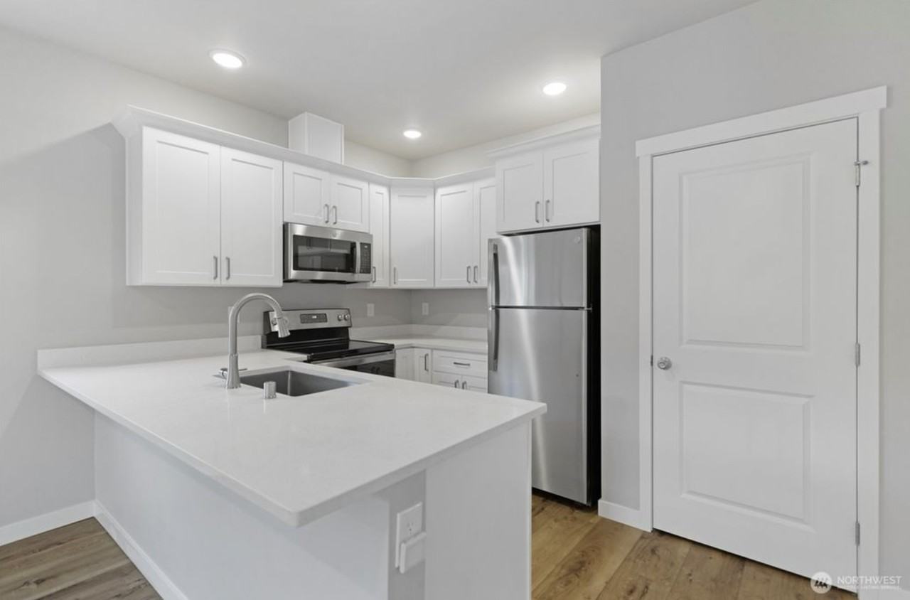 5010 N 31st St #NA - Photo 4 of 10