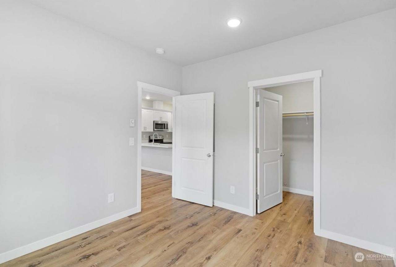 5010 N 31st St #NA - Photo 5 of 10