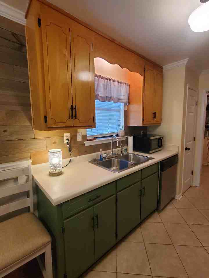 1019 Cadillac Ave #NA - Photo 3 of 13