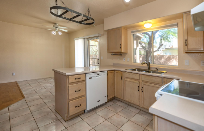 3696 West Sunglade Drive - Photo 2 of 7