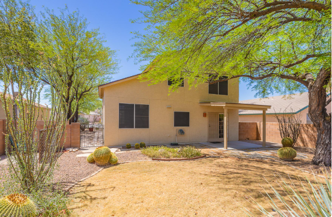 3696 West Sunglade Drive - Photo 3 of 7