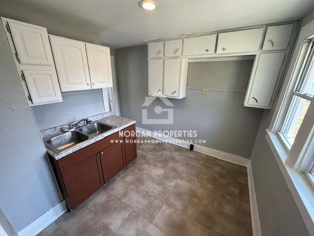 1212 South 25th Street - Photo 3 of 6