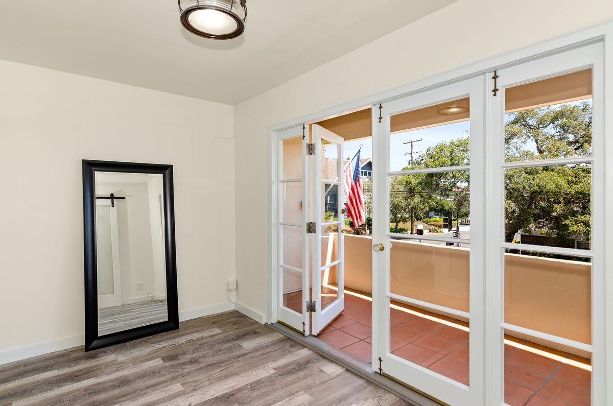 104 W Mission St ##A - Photo 2 of 16