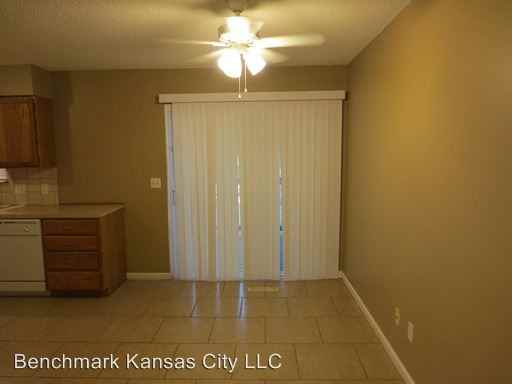 904 SW Speas Dr - Photo 3 of 8