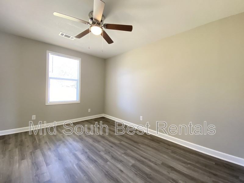 4716 Manchester Dr - Photo 6 of 8