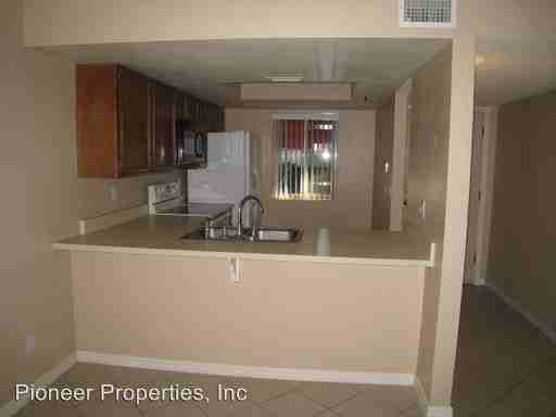 2718 W Jennie Ln - Photo 2 of 16