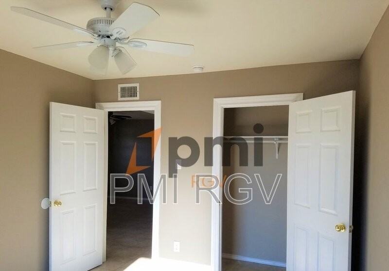 1801 Washington Ave #7 - Photo 5 of 10