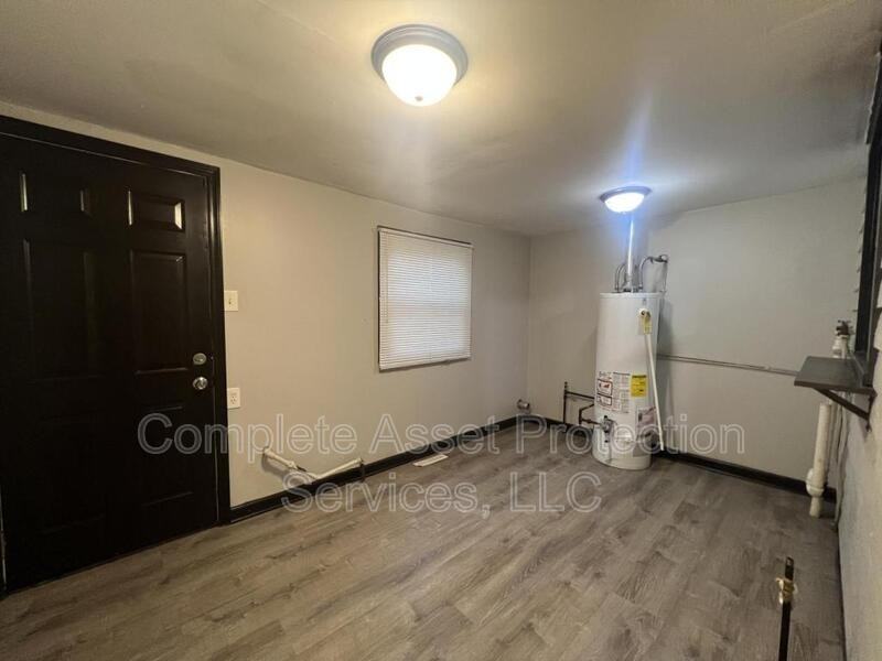 3102 W 40th Ave - Photo 7 of 8
