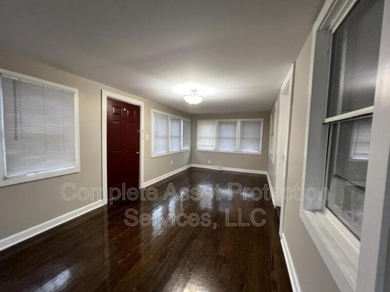 2830 Blake Rd - Photo 3 of 12