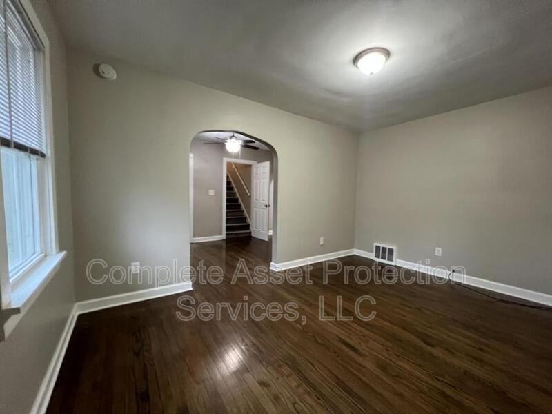 2830 Blake Rd - Photo 4 of 12