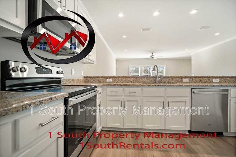 8549 Clarke Rd - Photo 3 of 17