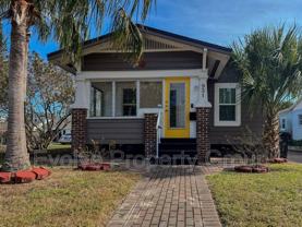 931 N Shine Ave - Photo 1 of 1