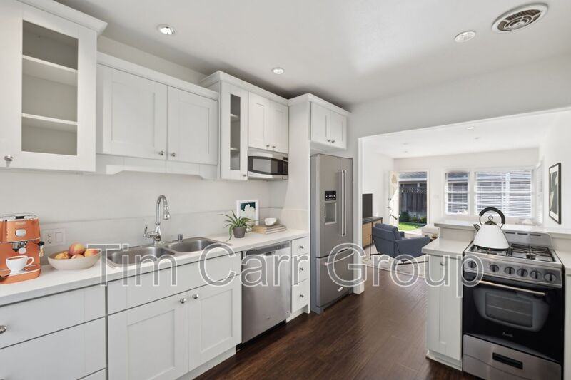 2002 Clay St - Photo 6 of 20