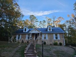 featured image of 299 Woodland Dr