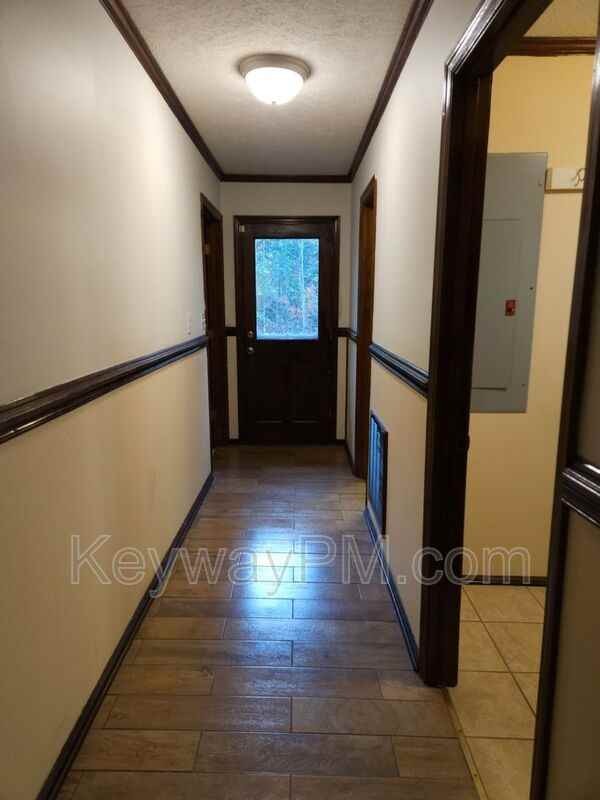 299 Woodland Dr - Photo 5 of 22