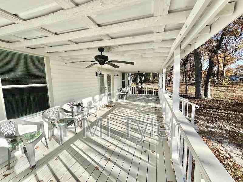 223 Sunray St - Photo 2 of 32