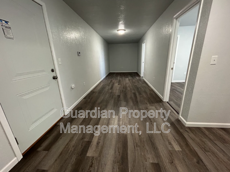 N Main St #4 - Photo 6 of 14