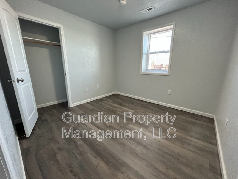 N Main St #4 - Photo 7 of 14