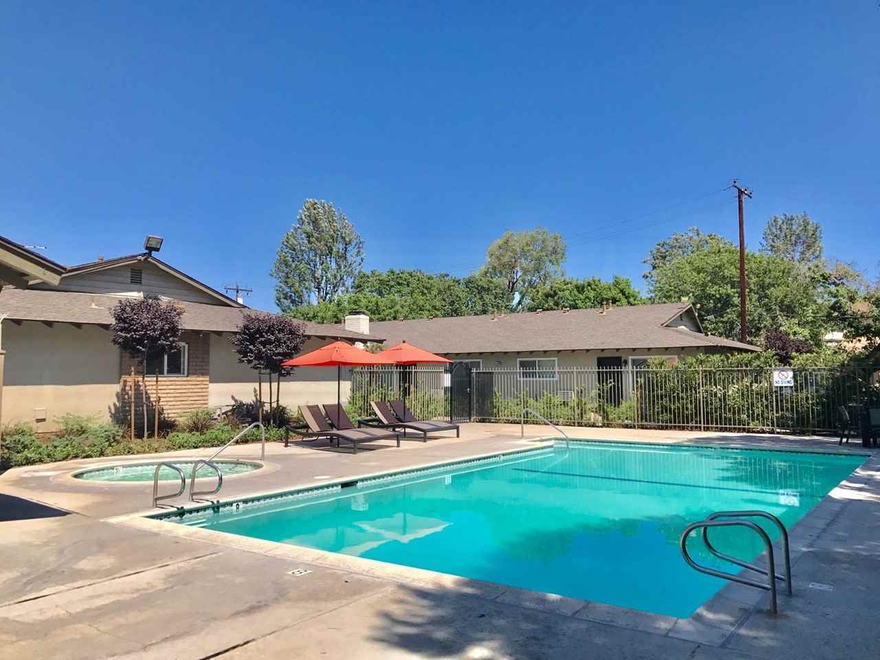 Windsor Garden Apartment Homes - Photo 6 of 25