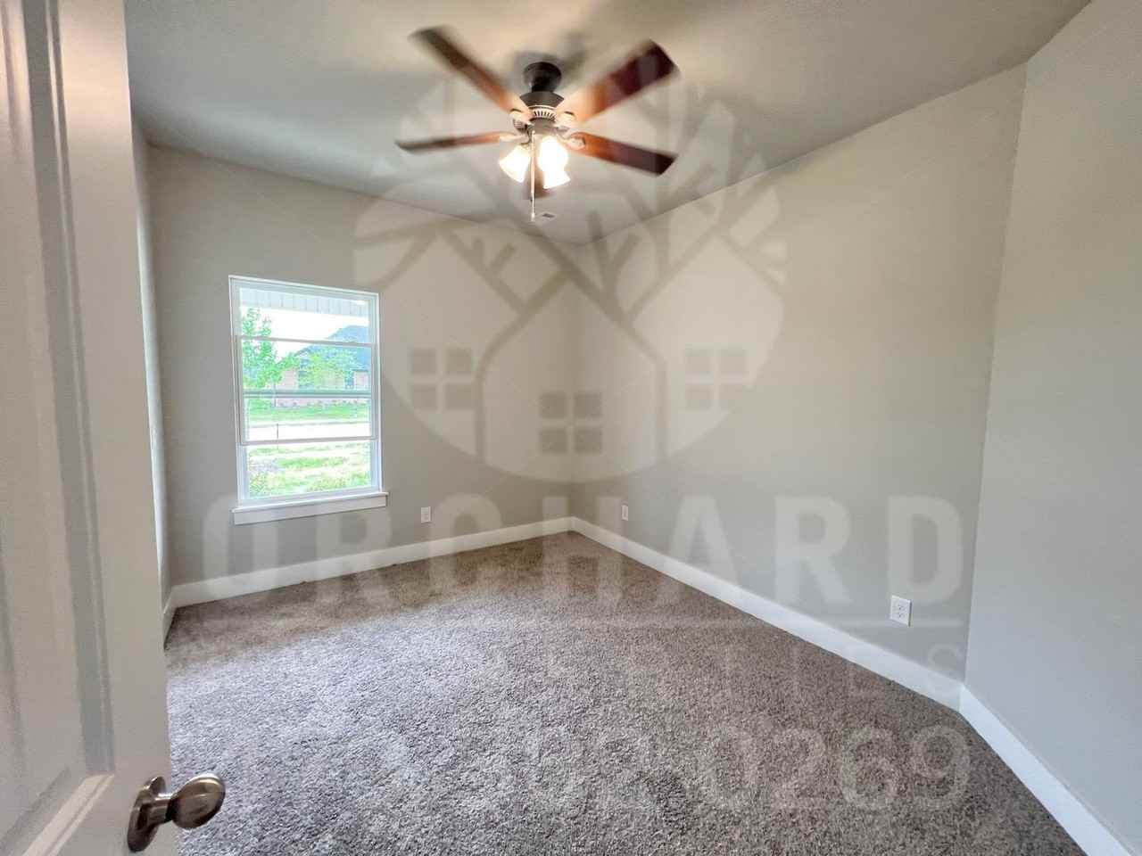 930 Trailwood Street - Photo 7 of 15