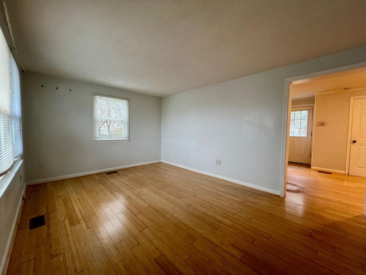 185 Apple Tree Dr - Photo 3 of 27