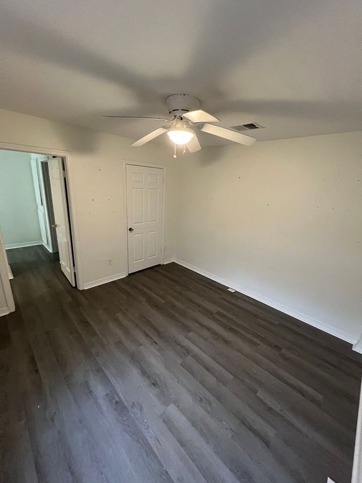 268 Settlers Park Dr - Photo 6 of 15