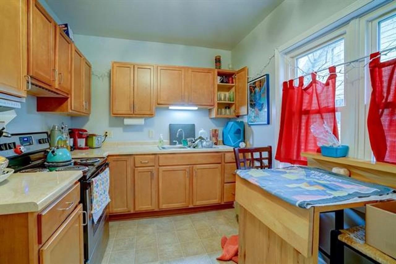 7003 Elmwood Ave - Photo 5 of 19