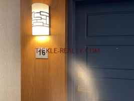 featured image of 976 Monroe Ave