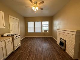 featured image of 417 W Woldert St