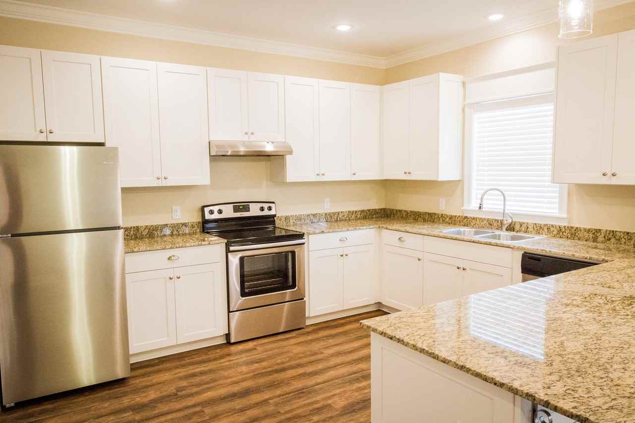 Southlake Apartments - Photo 2 of 9